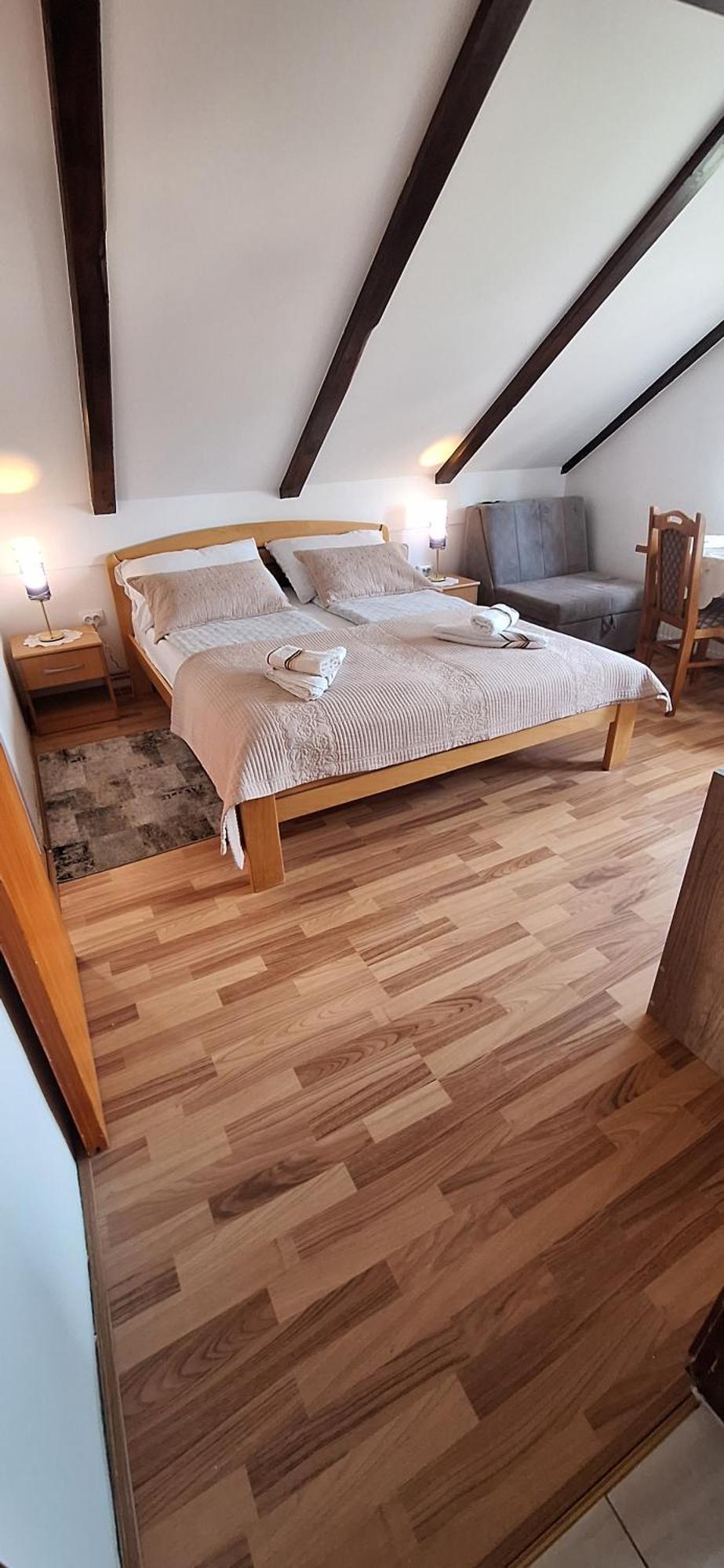 Guest House Family Varda Plitvice Lakes Plitvička Jezera Dış mekan fotoğraf